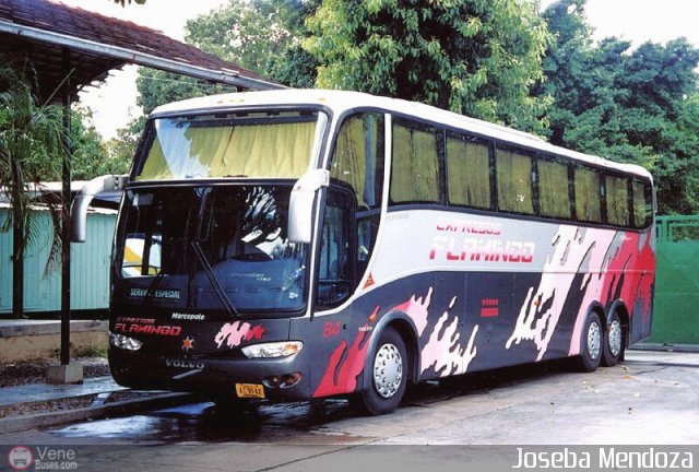 Expresos Flamingo 84 por Joseba Mendoza