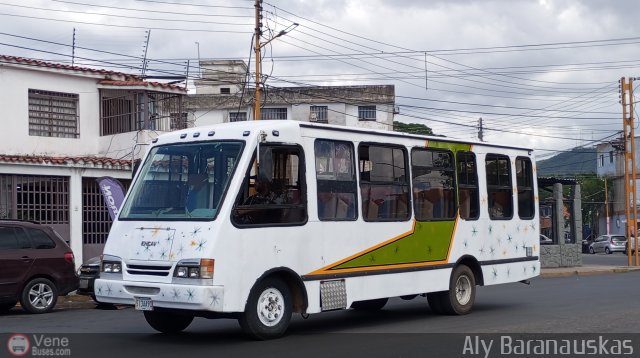 Particular o Desconocido 513 por Aly Baranauskas