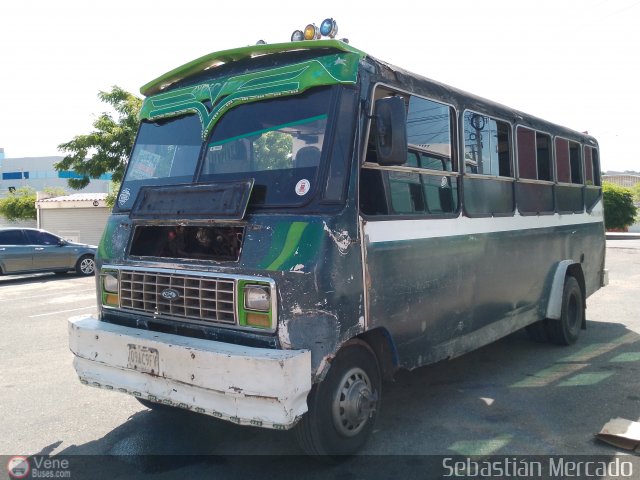 ZU - U.C. Barrio La Polar 812 por Sebasti�n Mercado