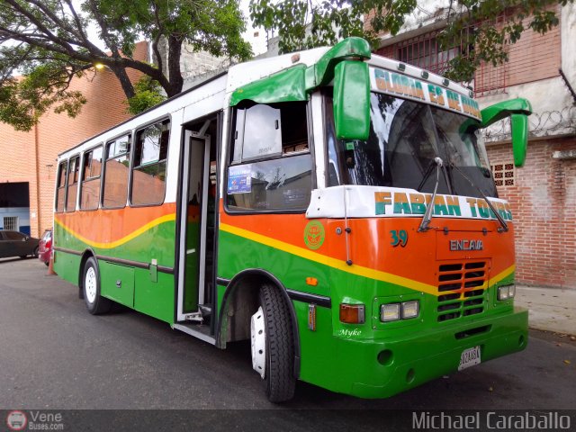 Organizaciones Unidas de C. Caracas - La Guaira 555 por Michael Caraballo