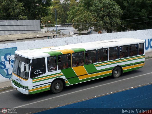 Coop. Independencia Petare Sta. Lucía 20 por Jesús Valero