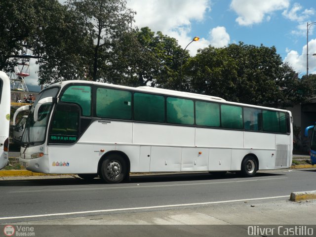 Particular o Desconocido 042 por Oliver Castillo