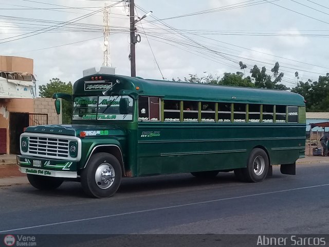 Colectivos Guasare C.A 18 por Abner Sarcos