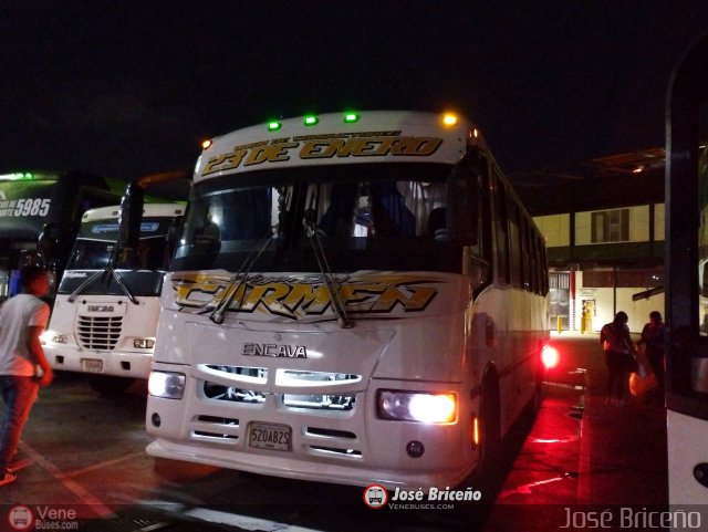 U.C. 23 de Enero 192 por Jos� Brice�o