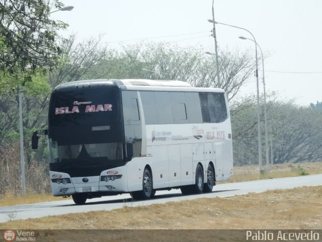 Expresos Isla Mar 2033 por Pablo Acevedo