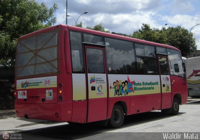 Universitarios y Escolares 08 por Waldir Mata