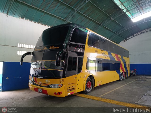Expresos Los Llanos 223 por Jes�s Contreras