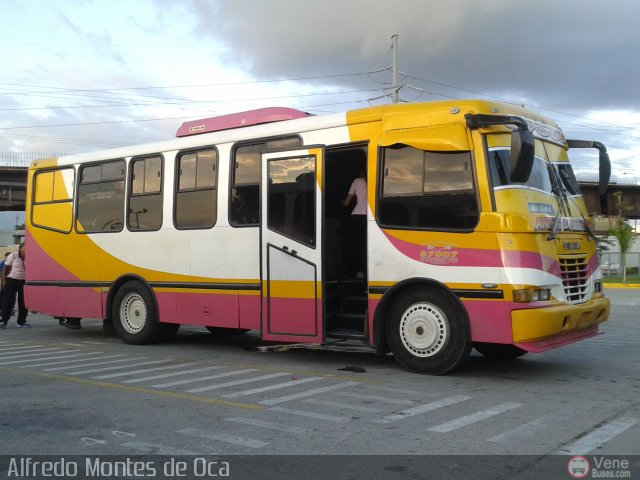 Unin de Conductores 87007 33 por Alfredo Montes de Oca