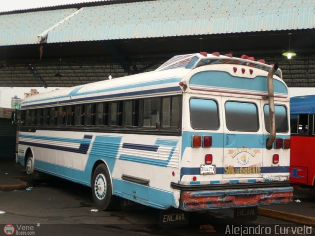 Transporte Sol de Oriente 4 por Alejandro Curvelo