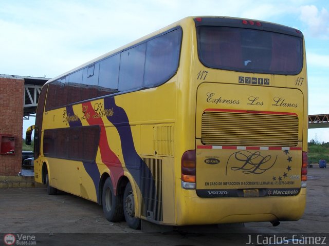 Expresos Los Llanos 117 por J. Carlos G�mez