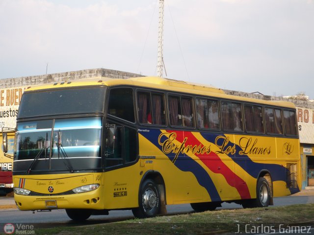 Expresos Los Llanos 140 por J. Carlos G�mez