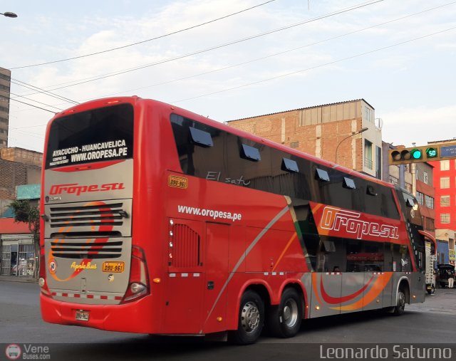 Transporte Oropesa 961 por Leonardo Saturno