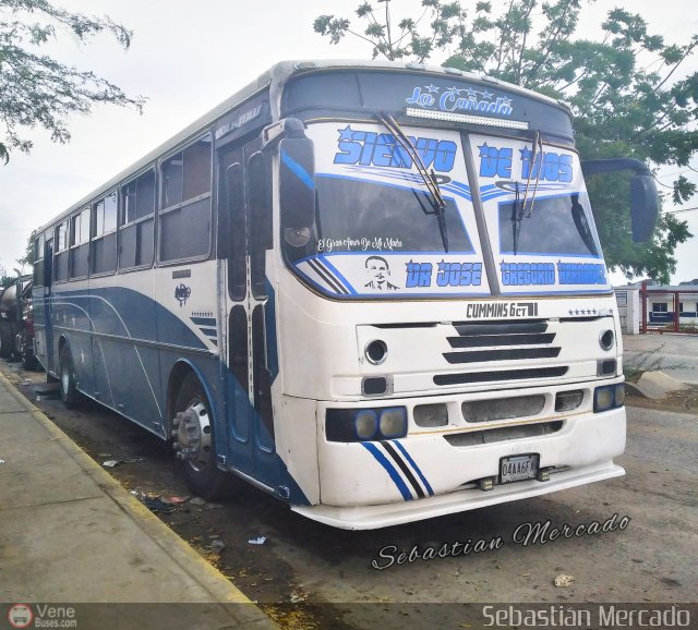 ZU - Colectivos La Caada 01 por Sebastin Mercado