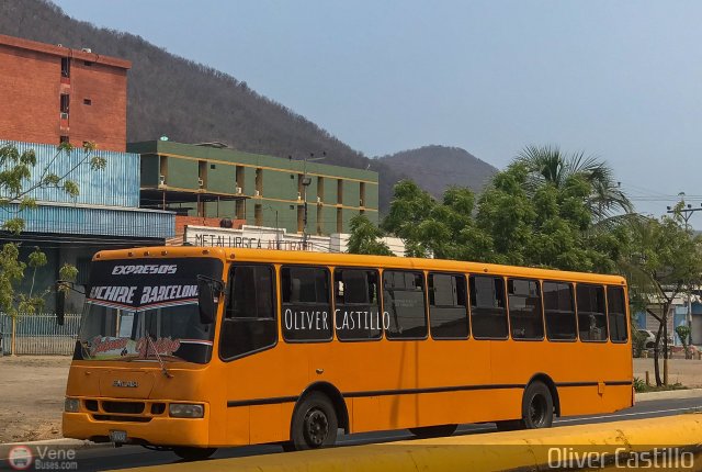 Expresos Los 3 Cachilapos 90 por Oliver Castillo