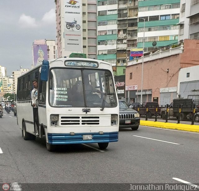 DC - Unin Conductores del Oeste 042 por Jonnathan Rodrguez