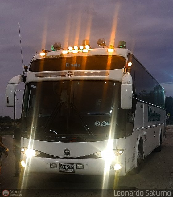 Particular o Desconocido 45 por Leonardo Saturno