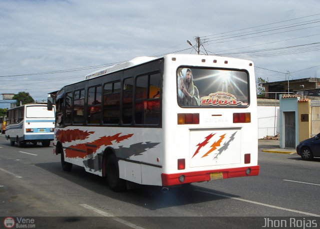 Línea Tocar S.C. 28 por Jhonangel Montes