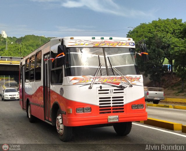 DC - U.C. Las Minas - Chacaito S.C. 064 por Alvin Rond�n