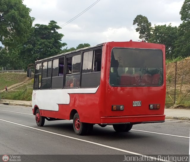 DC - A.C. de Transp. La Reina De Ciudad Tiuna 021 por Jonnathan Rodr�guez