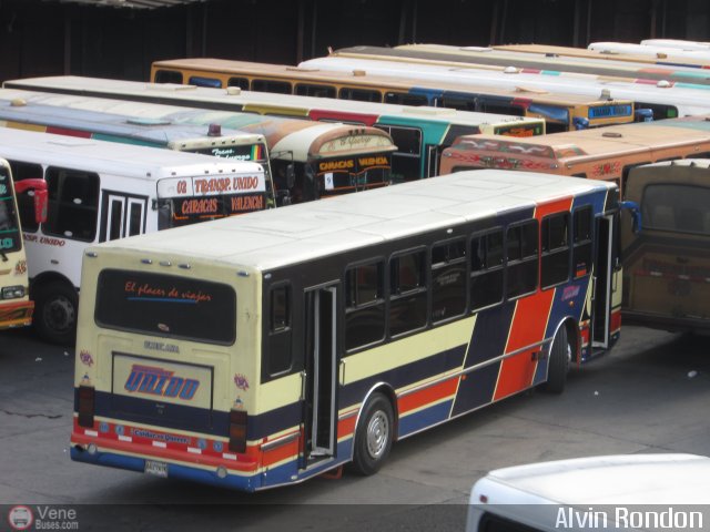 Transporte Unido 052 por Alvin Rondn