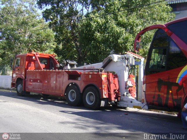 Uso Oficial Grua-02 por Royner Tovar