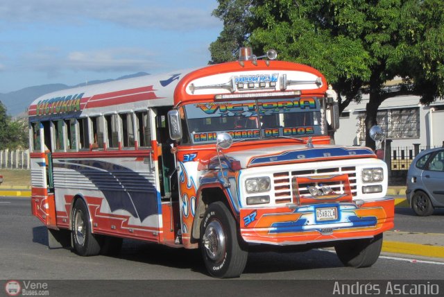 Transporte Palo Negro La Morita 2 037 por Andr�s Ascanio
