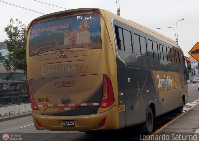 Danielito Bus 962 por Leonardo Saturno