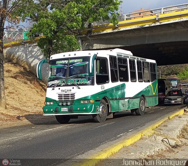 Colectivos El Viga 33 por Jonnathan Rodrguez