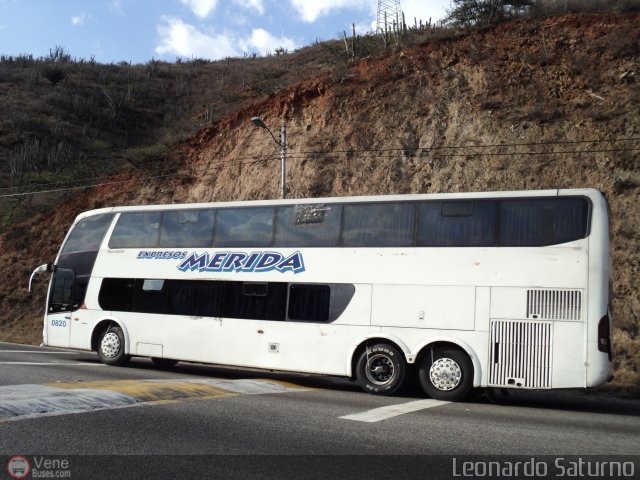 Expresos M�rida 0820 por Leonardo Saturno