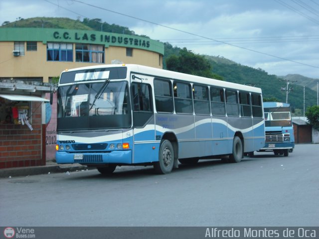 Transporte Yutico 010 por Alfredo Montes de Oca