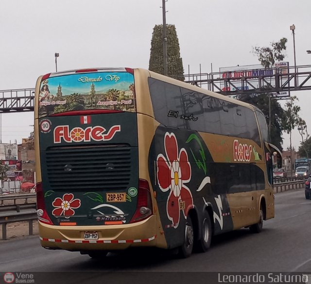 Transporte Flores Hermanos S.R.L 957 por Leonardo Saturno