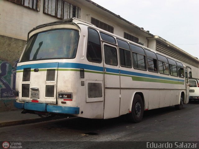 Particular o Desconocido MB por Eduardo Salazar