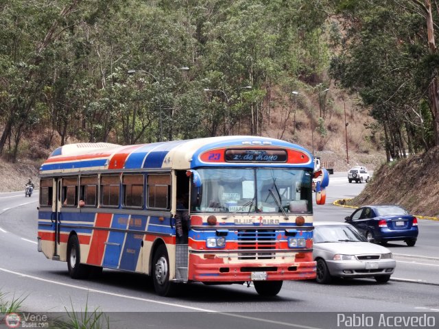 Transporte 1ero de Mayo 023 por Pablo Acevedo