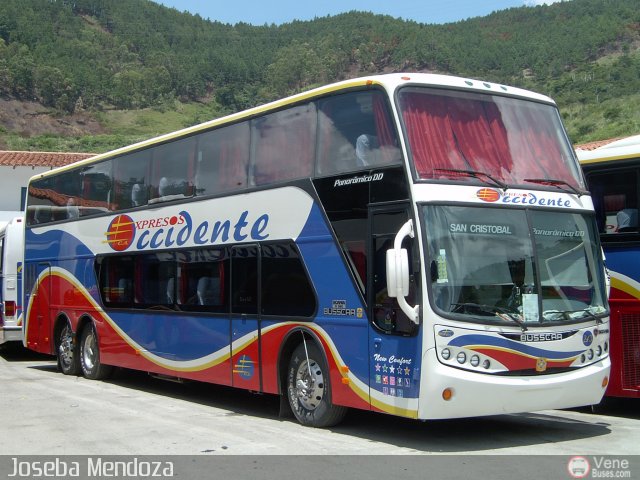 Expresos Occidente 243 por Joseba Mendoza