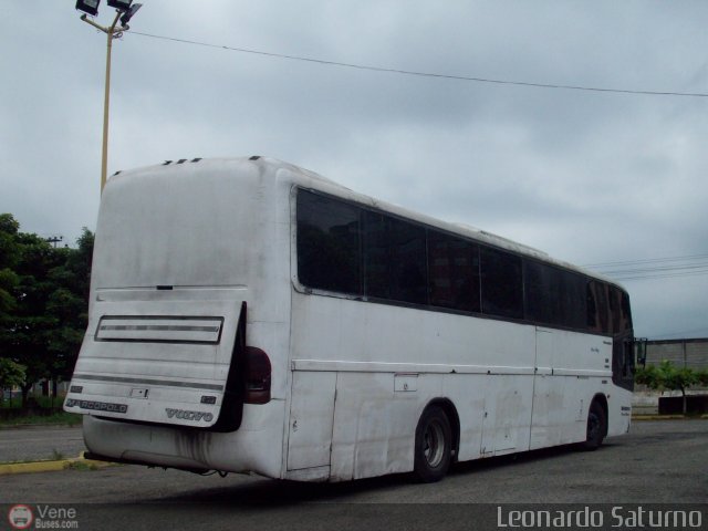 Particular o Desconocido 879 por Leonardo Saturno