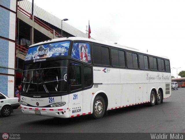 Expresos San Crist�bal 291 por Waldir Mata