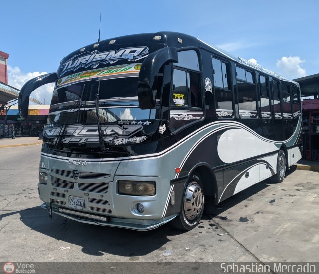 A.C. Sur del Lago R.L. 006 por Sebasti�n Mercado