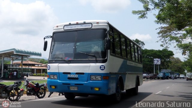 Transporte Frontera 31 por Leonardo Saturno