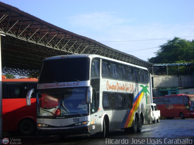 Cruceros Oriente Sur 139 por Ricardo Ugas