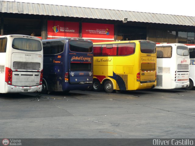 Garajes Paradas y Terminales Caracas por Oliver Castillo