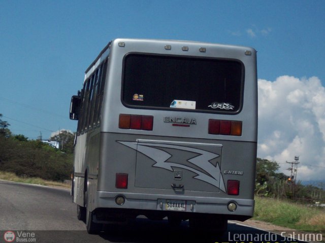 Uni�n Expresos Tovar 13 por Leonardo Saturno