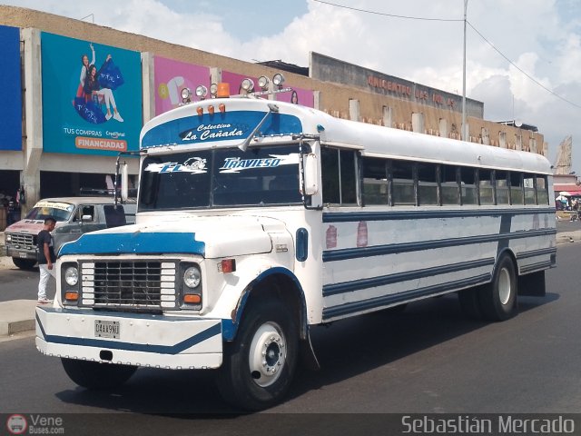 ZU - Colectivos La Caada 18 por Sebastin Mercado