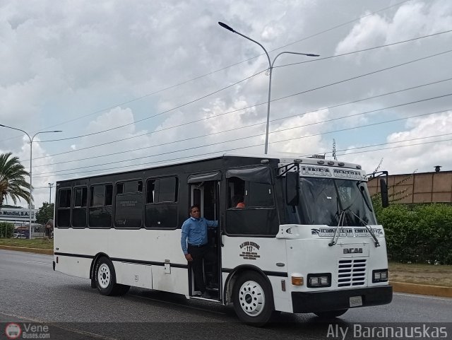 U.C. L�nea Central 117 por Aly Baranauskas