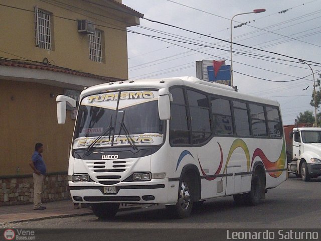 Colectivo Los Andes 14 por Leonardo Saturno