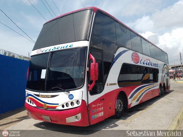 Expresos Occidente 321 por Sebasti�n Mercado