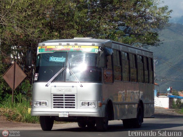 Uni�n Expresos Tovar 18 por Leonardo Saturno