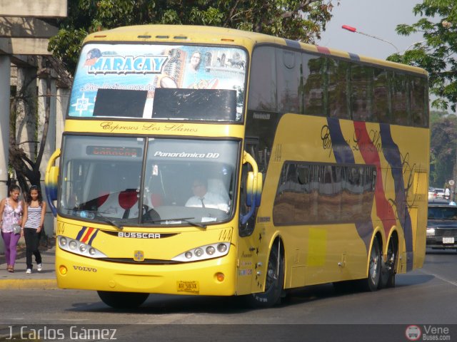 Expresos Los Llanos 144 por J. Carlos G�mez