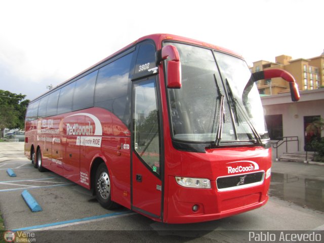 Red Coach 3802 por Pablo Acevedo