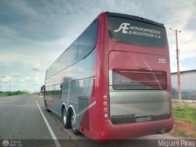 Aeroexpresos Ejecutivos 2112 por Miguel Pino