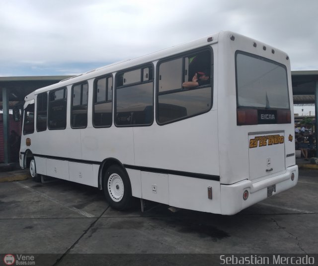 U.C. 23 de Enero 174 por Sebasti�n Mercado